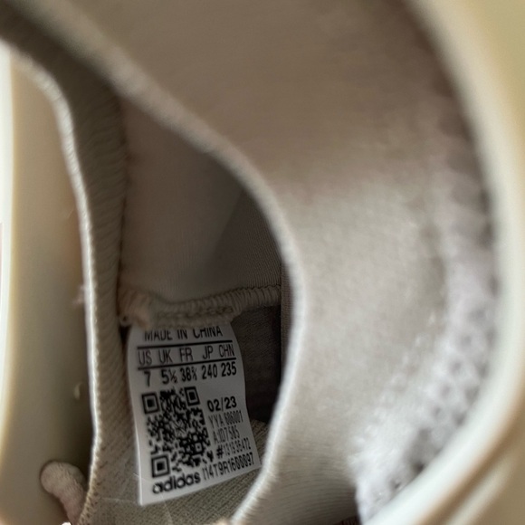 ADIDAS BY STELLA MCCARTNEY SOLARGLIDE RUNNING SHOES Size 7 - Picture 13 of 16